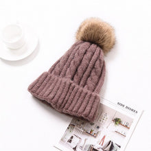 Load image into Gallery viewer, Fur Knitted Hat